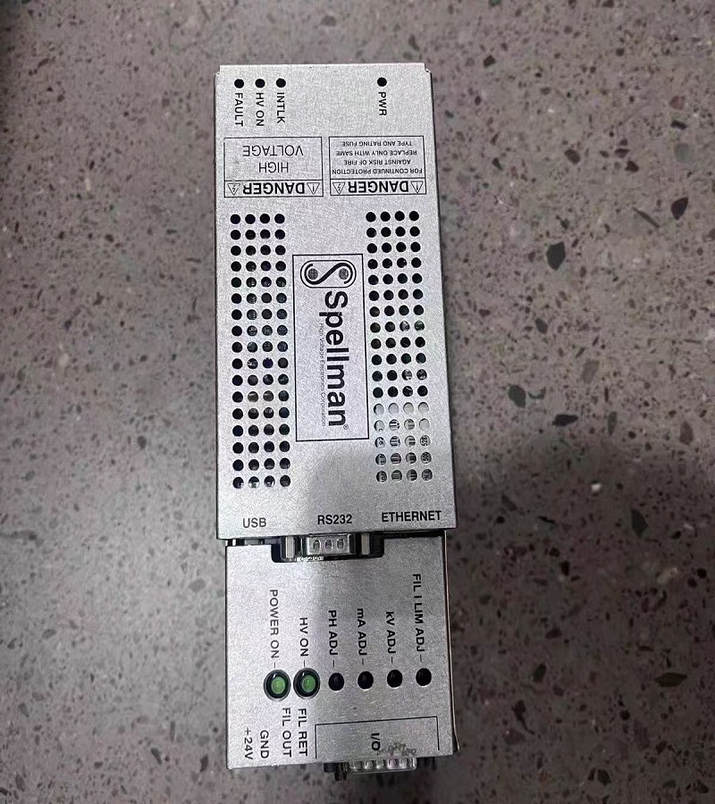 spellman斯派曼高壓電源及安全信息 瞬態(tài)短路電流和常態(tài)短路電流有什么區(qū)別？ 典型高壓電源的輸出部分電容性的，這導(dǎo)致它存儲(chǔ)電力。當(dāng)電源的輸出發(fā)生短路時(shí)，存儲(chǔ)在倍增器電容中的電力即釋放出來(lái)。對(duì)短路電流幅度的唯一限制是與放電電路串聯(lián)的電阻。所有斯派曼電源都有內(nèi)置的輸出限定組件，它們將瞬態(tài)放電電流限制到限定值。瞬態(tài)短路電流由輸出電壓設(shè)定值除以與放電路徑串聯(lián)的電阻來(lái)確定。放電事件存在的時(shí)間量（及其衰減率）由電容量和放電電路中的電阻決定。 當(dāng)電源的輸出發(fā)生短路時(shí)，會(huì)出現(xiàn)瞬態(tài)短路電流。 一旦輸出電容被放電，附加輸出電流只能來(lái)自電源自身的電力生成電路。為了防止這種情況發(fā)生，電源將會(huì)感應(yīng)到因這種短路條件發(fā)生的輸出電流上升，并將自動(dòng)切換到電流模式來(lái)將輸出電流調(diào)節(jié)到設(shè)定的當(dāng)前值。 概括來(lái)說(shuō)，瞬態(tài)短路電流是電源的電容放電時(shí)的電流脈沖，而常態(tài)短路電流是由電源的電流模式設(shè)置和控制的電流水平。